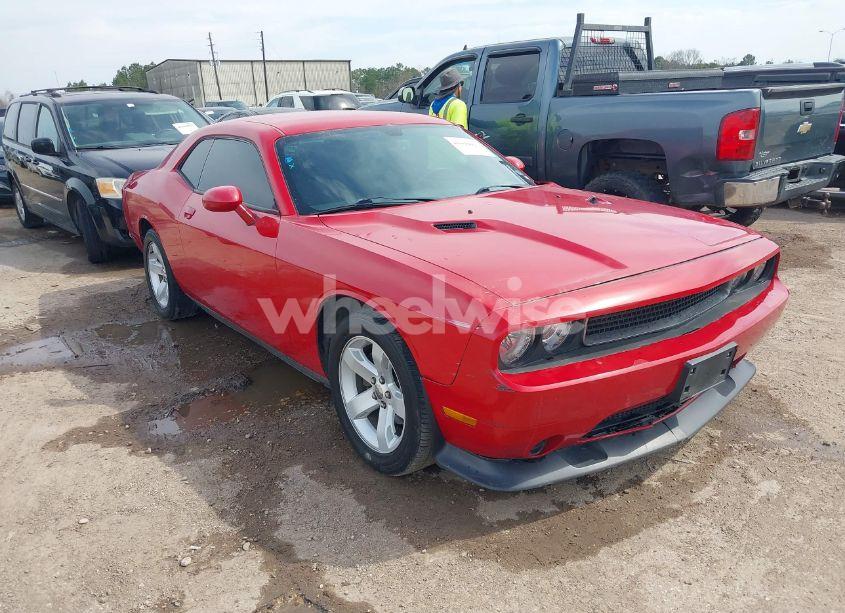 2013 Dodge Challenger SXT (VIN 2C3CDYAG6DH581635) main photo