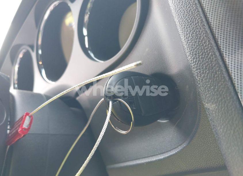 Photo 11 of 2013 Dodge Challenger SXT (VIN 2C3CDYAG6DH581635)