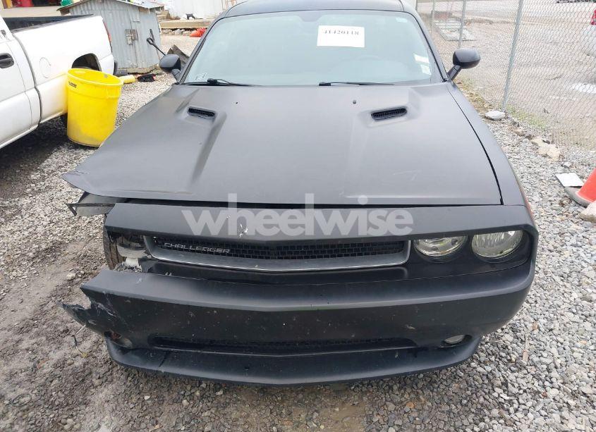 Photo 12 of 2013 Dodge Challenger SXT (VIN 2C3CDYAG6DH610812)