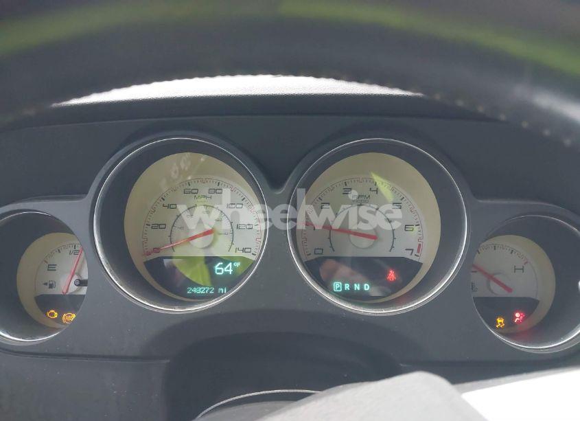 Photo 7 of 2013 Dodge Challenger SXT (VIN 2C3CDYAG6DH610812)