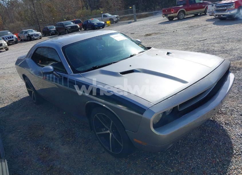2013 Dodge Challenger SXT PLUS (VIN 2C3CDYAG6DH619929) main photo