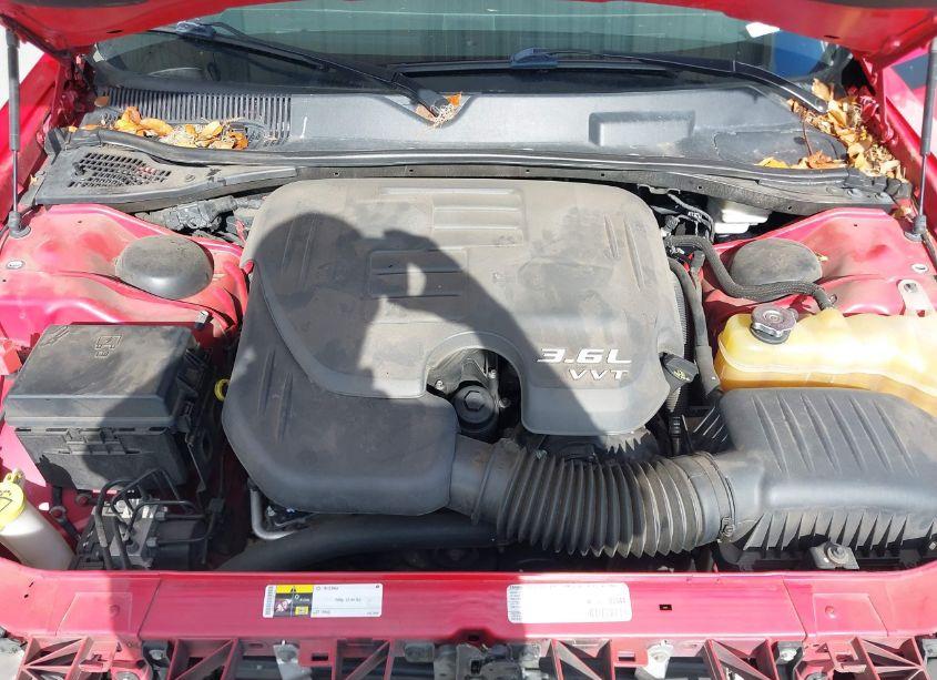 Photo 10 of 2013 Dodge Challenger SXT (VIN 2C3CDYAG6DH626038)