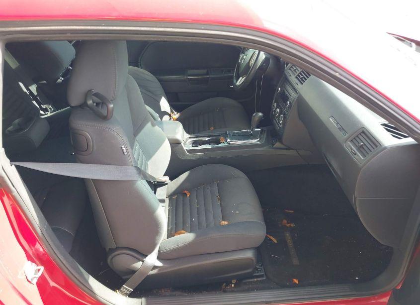 Photo 5 of 2013 Dodge Challenger SXT (VIN 2C3CDYAG6DH626038)