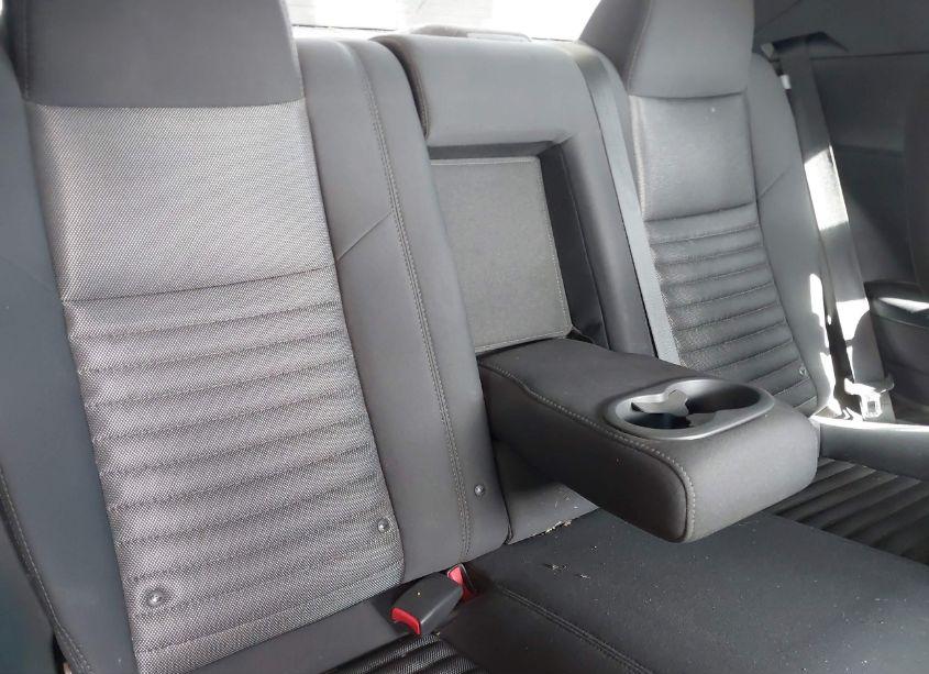 Photo 8 of 2013 Dodge Challenger SXT (VIN 2C3CDYAG6DH626038)