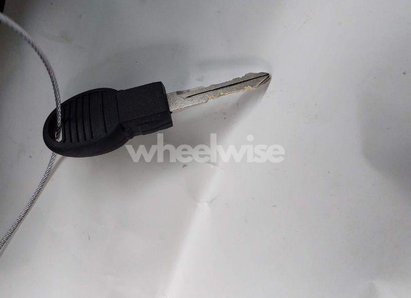 Photo 11 of 2014 Dodge Challenger SXT (VIN 2C3CDYAG6EH195590)