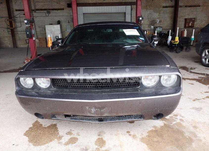 Photo 12 of 2014 Dodge Challenger SXT (VIN 2C3CDYAG6EH195590)