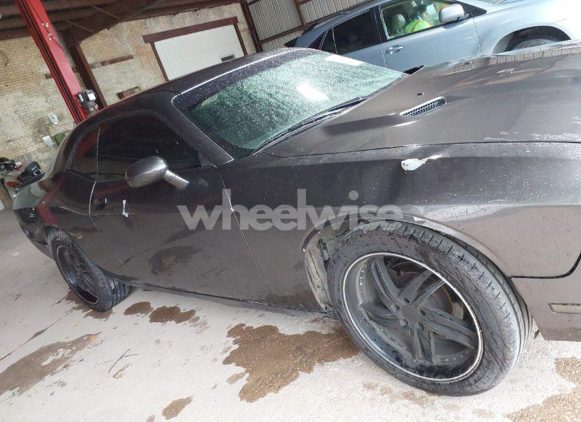 Photo 13 of 2014 Dodge Challenger SXT (VIN 2C3CDYAG6EH195590)