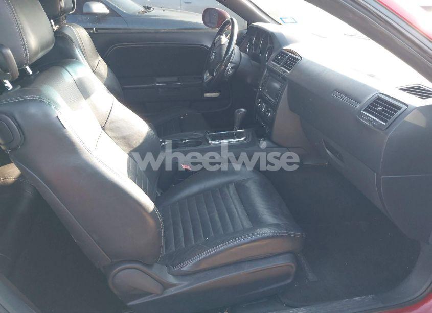 Photo 5 of 2012 Dodge Challenger SXT (VIN 2C3CDYAG7CH121236)