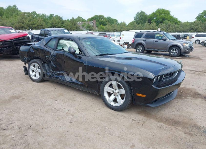 2012 Dodge Challenger SXT (VIN 2C3CDYAG7CH130972) main photo