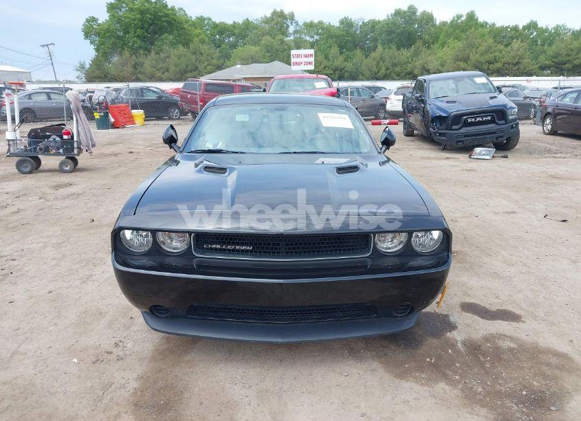 Photo 12 of 2012 Dodge Challenger SXT (VIN 2C3CDYAG7CH130972)