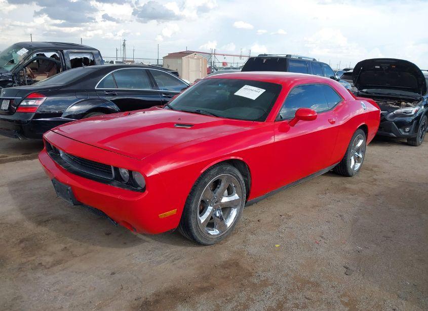 Photo 2 of 2013 Dodge Challenger SXT (VIN 2C3CDYAG7DH611385)