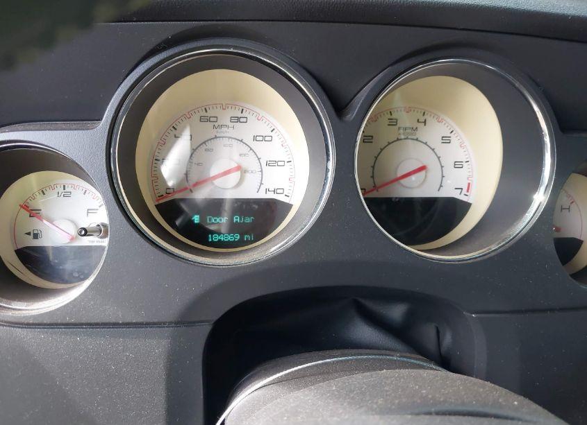 Photo 7 of 2013 Dodge Challenger SXT (VIN 2C3CDYAG7DH611385)