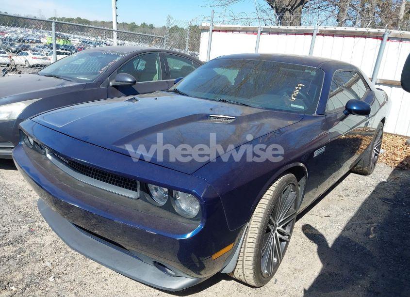 Photo 2 of 2013 Dodge Challenger SXT (VIN 2C3CDYAG7DH670159)