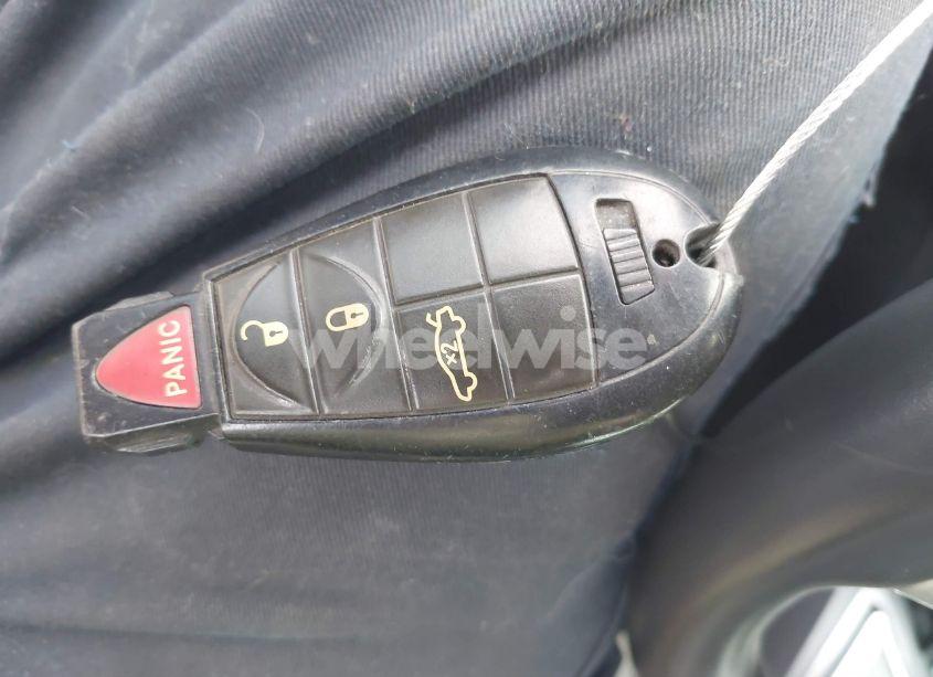 Photo 11 of 2013 Dodge Challenger SXT (VIN 2C3CDYAG7DH688015)