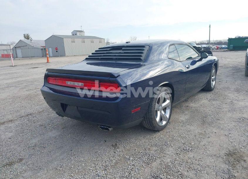 Photo 4 of 2013 Dodge Challenger SXT (VIN 2C3CDYAG7DH688015)