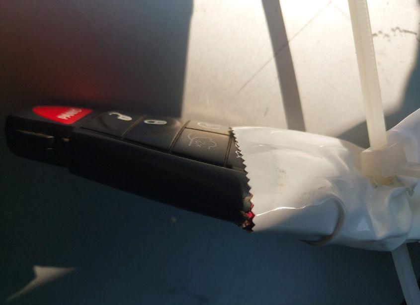 Photo 11 of 2014 Dodge Challenger SXT (VIN 2C3CDYAG7EH110983)