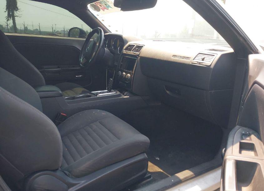 Photo 5 of 2014 Dodge Challenger SXT (VIN 2C3CDYAG7EH110983)