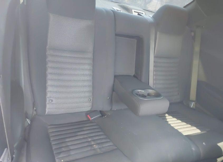 Photo 8 of 2014 Dodge Challenger SXT (VIN 2C3CDYAG7EH110983)