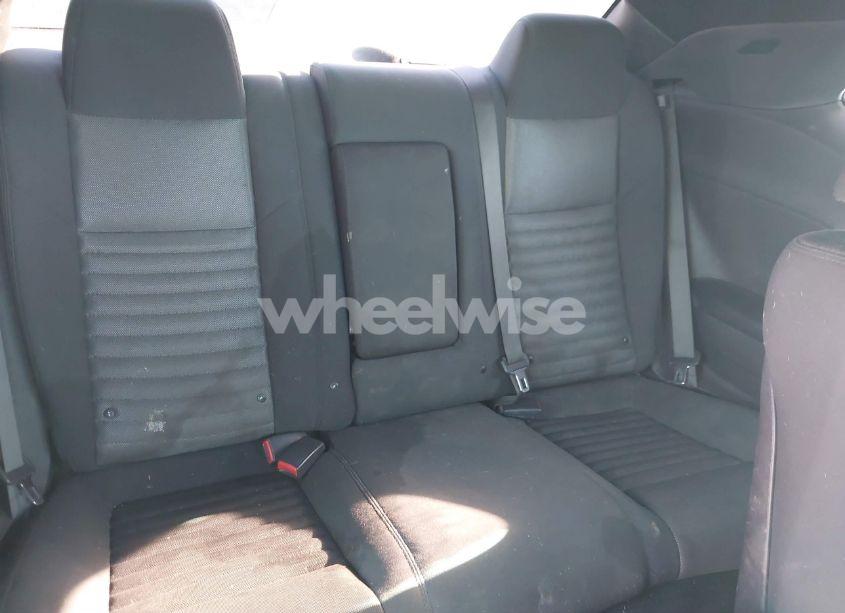 Photo 8 of 2014 Dodge Challenger SXT (VIN 2C3CDYAG7EH112068)