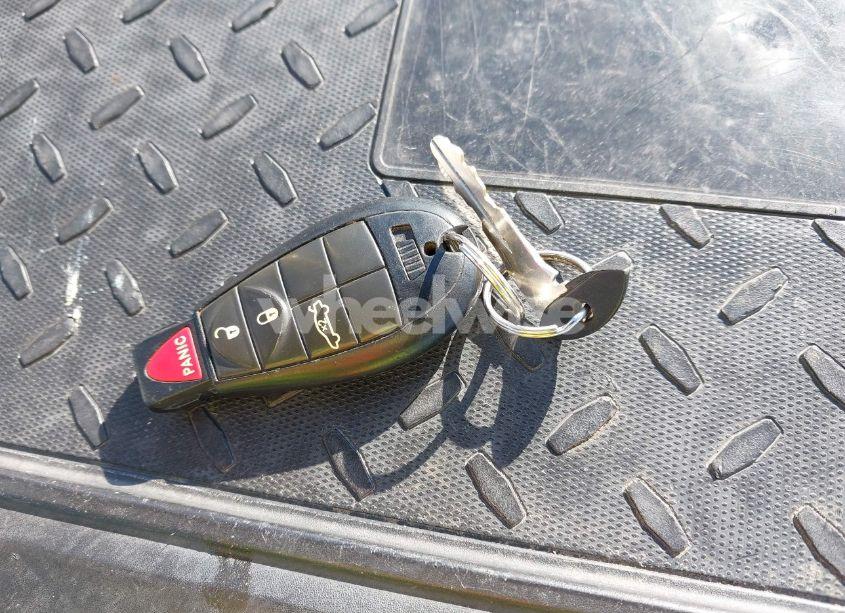 Photo 10 of 2014 Dodge Challenger SXT (VIN 2C3CDYAG7EH183996)