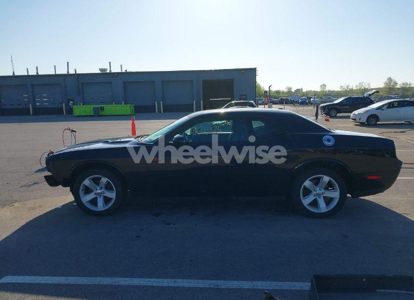 Photo 14 of 2014 Dodge Challenger SXT (VIN 2C3CDYAG7EH183996)
