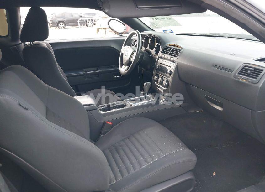 Photo 5 of 2014 Dodge Challenger SXT (VIN 2C3CDYAG7EH285802)