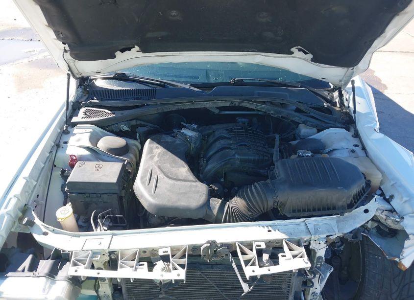 Photo 10 of 2012 Dodge Challenger SXT (VIN 2C3CDYAG8CH170624)