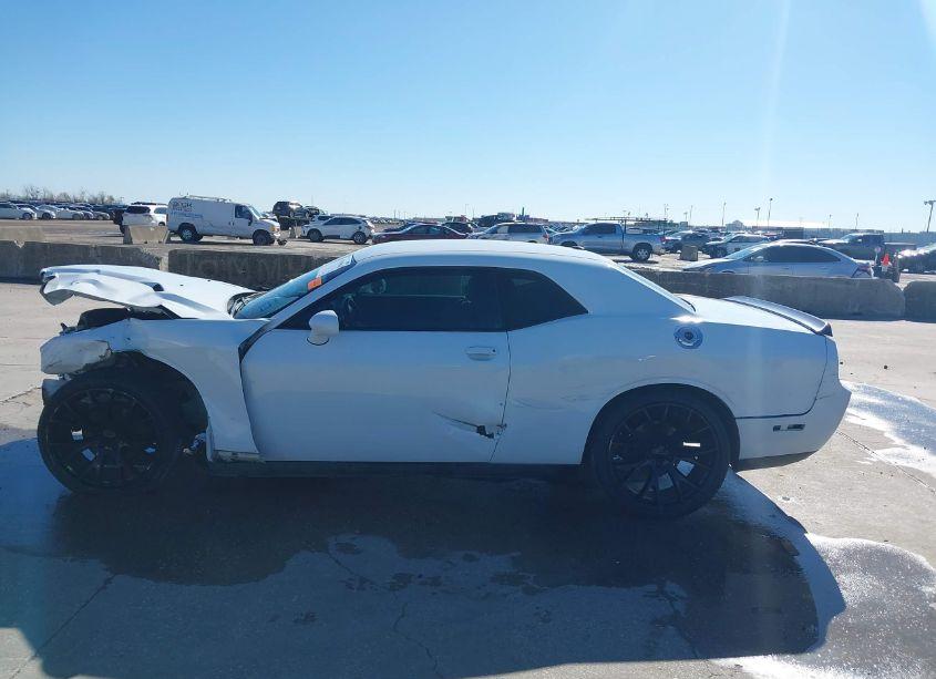 Photo 14 of 2012 Dodge Challenger SXT (VIN 2C3CDYAG8CH170624)