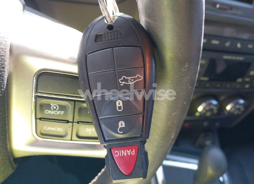 Photo 11 of 2012 Dodge Challenger SXT (VIN 2C3CDYAG8CH228389)