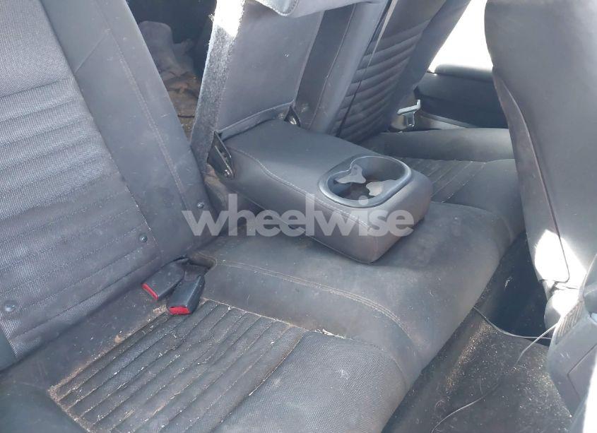 Photo 8 of 2012 Dodge Challenger SXT (VIN 2C3CDYAG8CH268424)