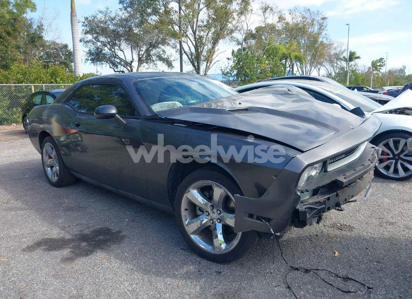 2013 Dodge Challenger SXT PLUS (VIN 2C3CDYAG8DH543856) main photo