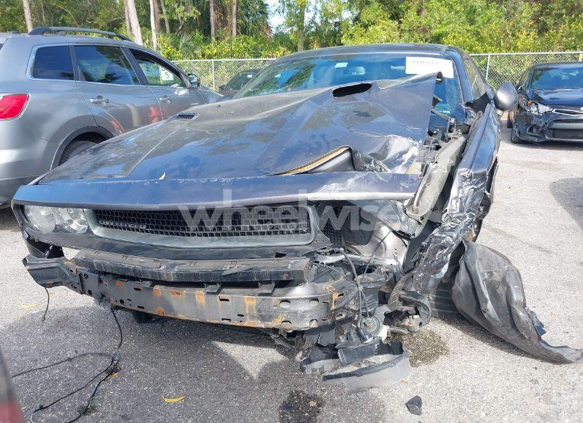 Photo 13 of 2013 Dodge Challenger SXT PLUS (VIN 2C3CDYAG8DH543856)