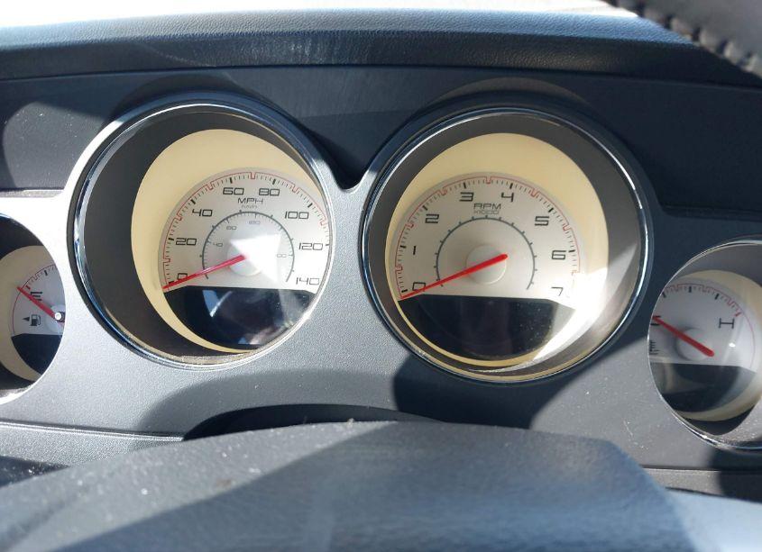 Photo 7 of 2013 Dodge Challenger SXT (VIN 2C3CDYAG8DH609287)