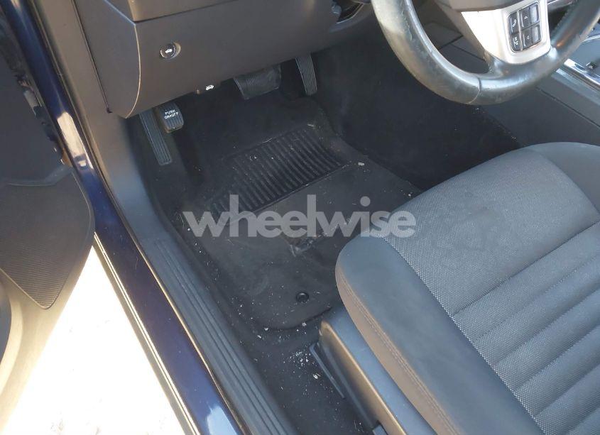 Photo 6 of 2013 Dodge Challenger SXT (VIN 2C3CDYAG8DH704996)