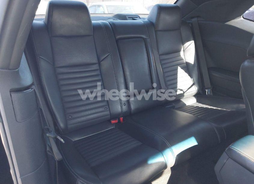 Photo 8 of 2014 Dodge Challenger SXT PLUS (VIN 2C3CDYAG8EH196157)