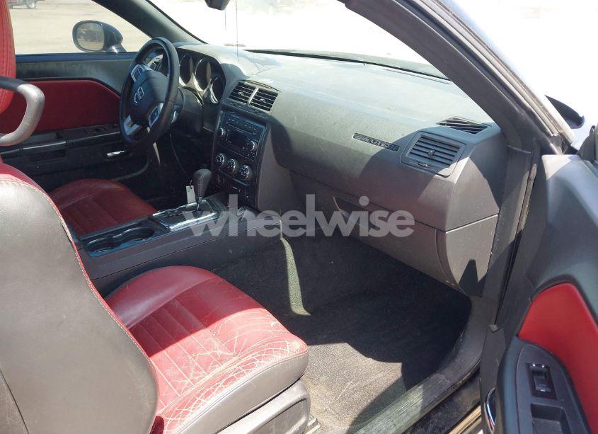 Photo 5 of 2014 Dodge Challenger SXT PLUS (VIN 2C3CDYAG8EH298719)