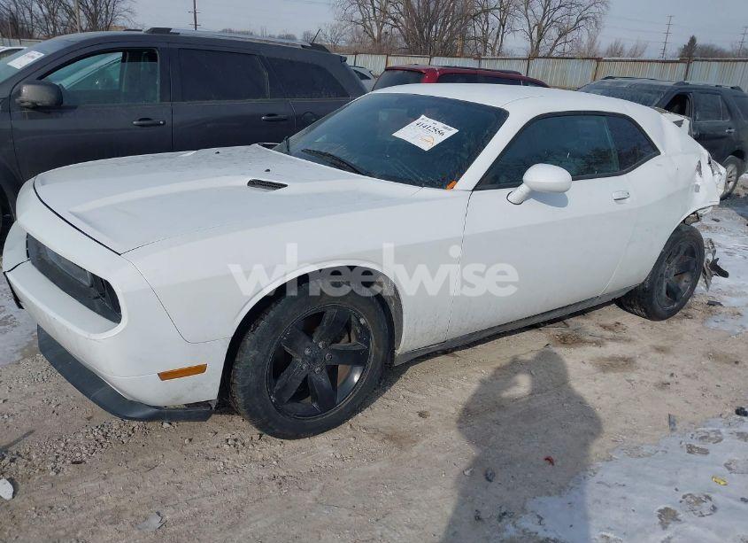 Photo 2 of 2012 Dodge Challenger SXT (VIN 2C3CDYAG9CH125191)