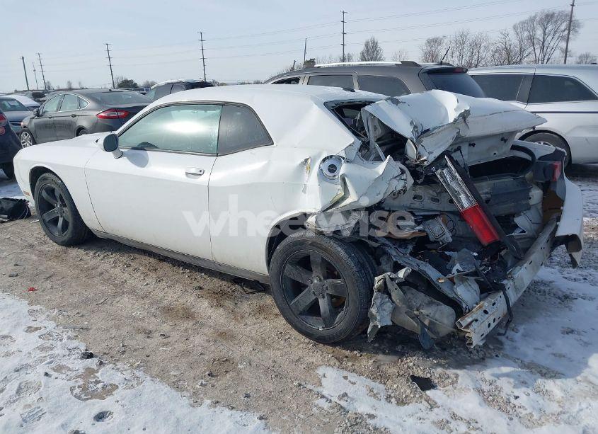 Photo 3 of 2012 Dodge Challenger SXT (VIN 2C3CDYAG9CH125191)