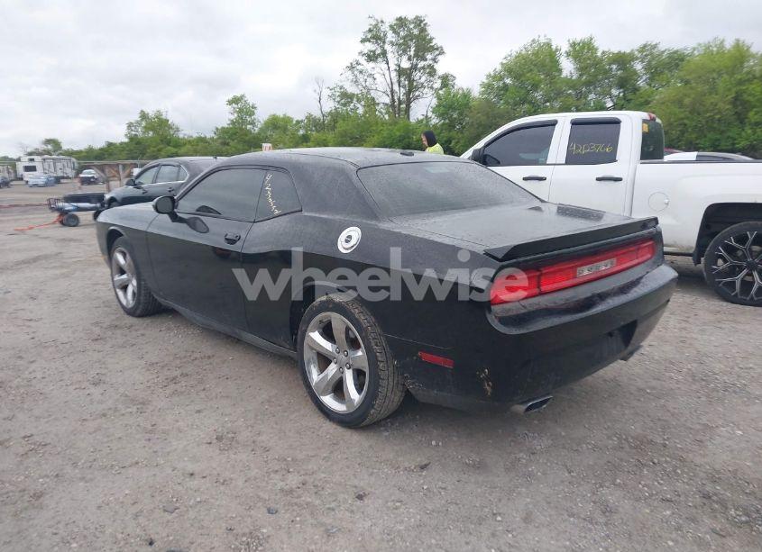 Photo 3 of 2012 Dodge Challenger SXT (VIN 2C3CDYAG9CH157624)