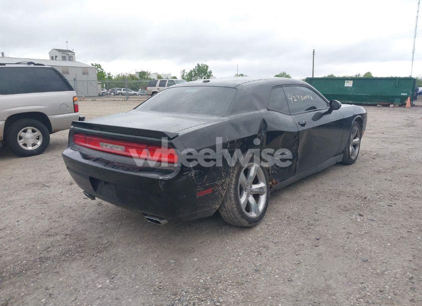 Photo 4 of 2012 Dodge Challenger SXT (VIN 2C3CDYAG9CH157624)