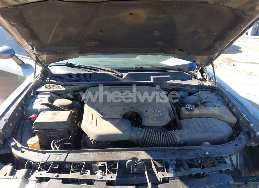 Photo 10 of 2012 Dodge Challenger SXT (VIN 2C3CDYAG9CH206661)