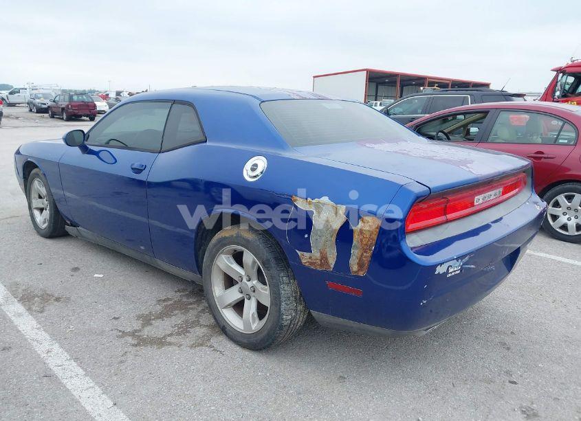Photo 3 of 2012 Dodge Challenger SXT (VIN 2C3CDYAG9CH239160)