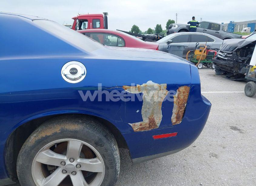 Photo 6 of 2012 Dodge Challenger SXT (VIN 2C3CDYAG9CH239160)