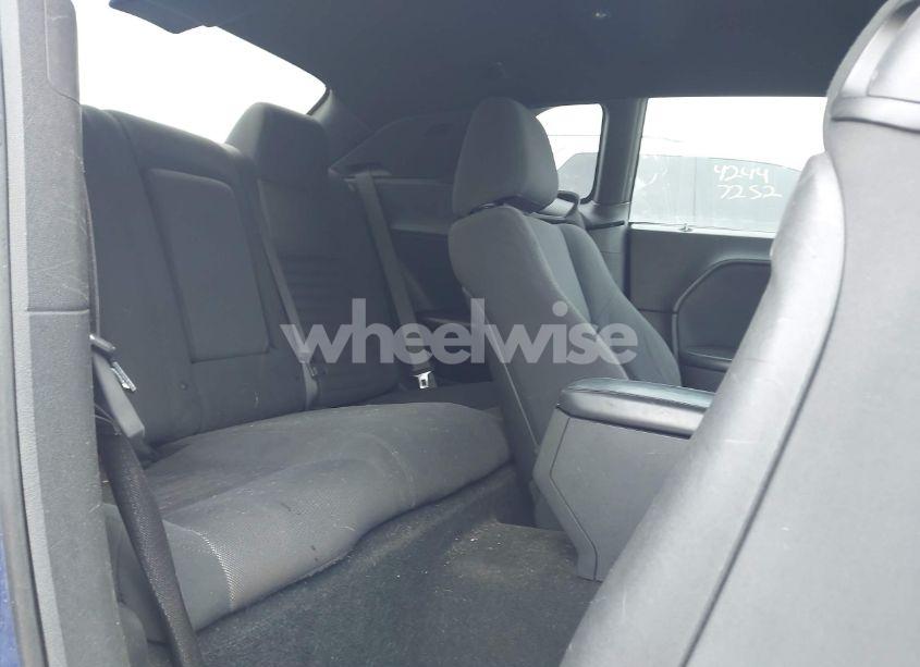 Photo 8 of 2012 Dodge Challenger SXT (VIN 2C3CDYAG9CH239160)