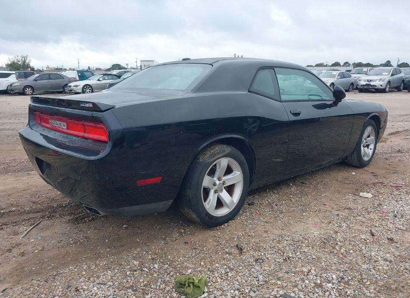 Photo 4 of 2013 Dodge Challenger SXT PLUS (VIN 2C3CDYAG9DH500286)