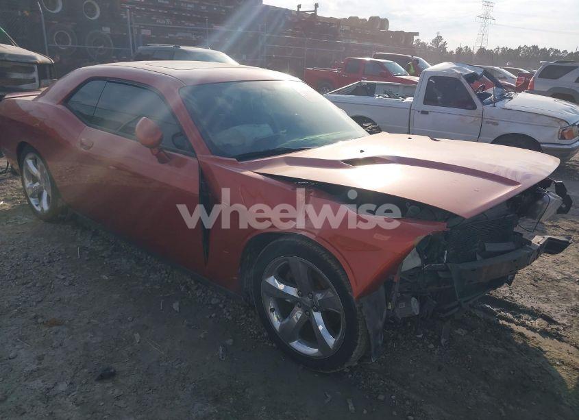 2013 Dodge Challenger SXT PLUS (VIN 2C3CDYAG9DH510610) main photo