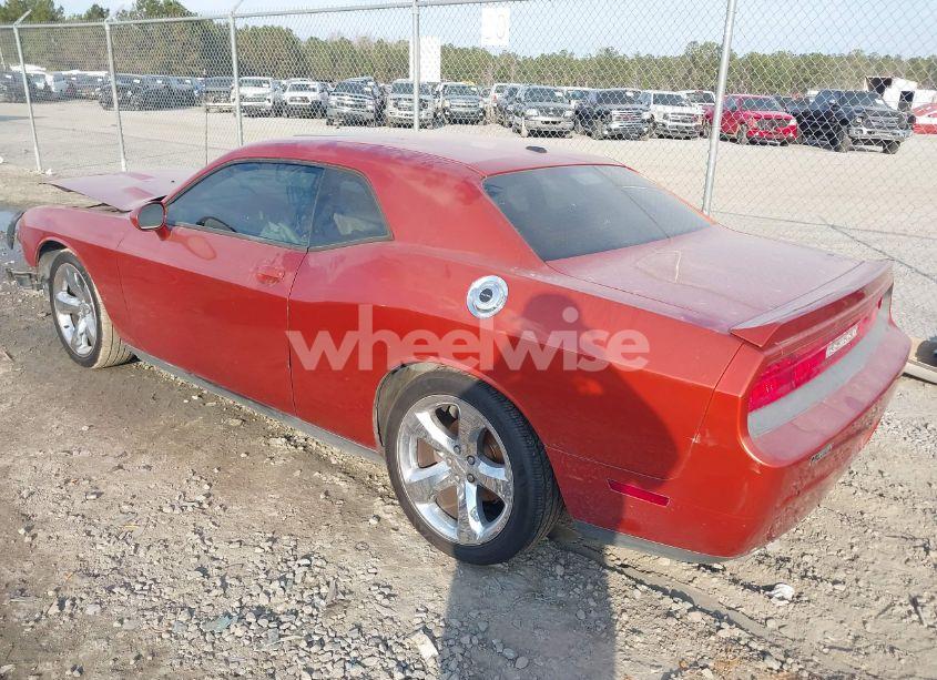 Photo 3 of 2013 Dodge Challenger SXT PLUS (VIN 2C3CDYAG9DH510610)
