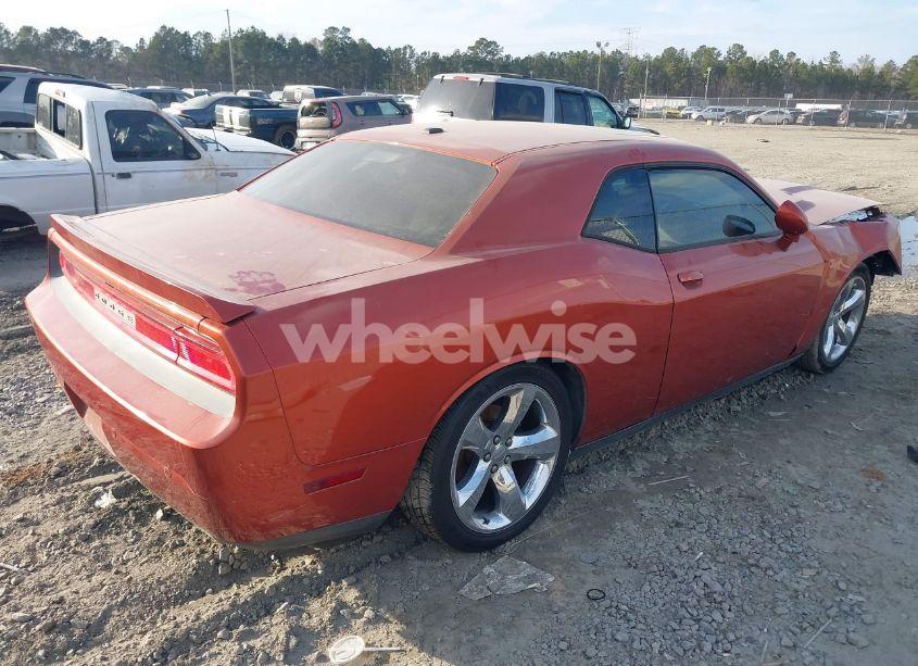 Photo 4 of 2013 Dodge Challenger SXT PLUS (VIN 2C3CDYAG9DH510610)