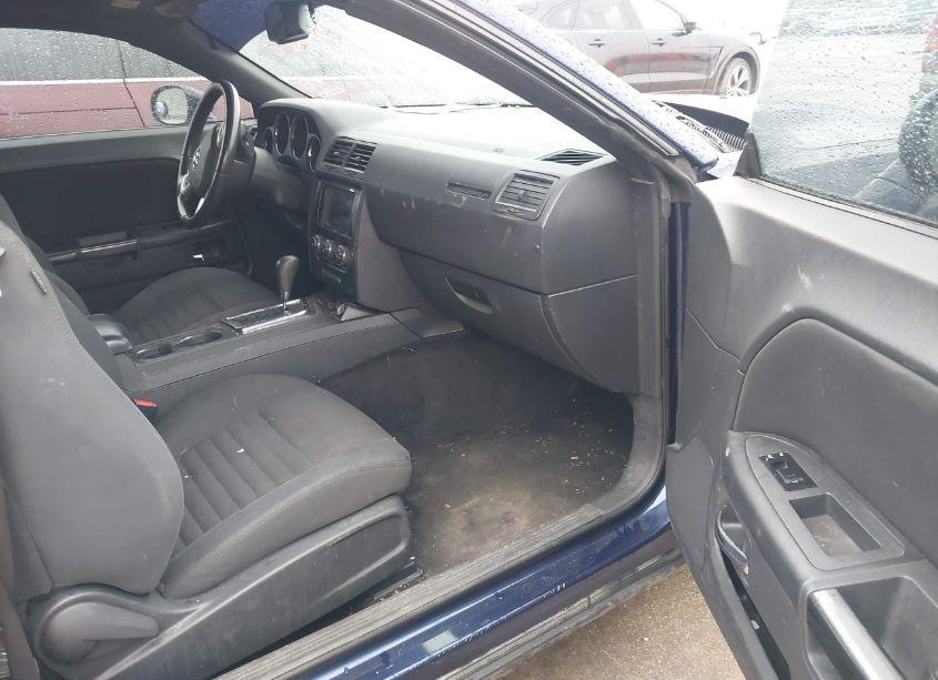 Photo 5 of 2013 Dodge Challenger SXT (VIN 2C3CDYAG9DH566532)