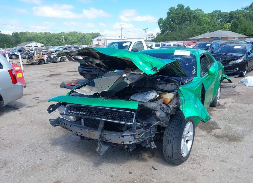 Photo 2 of 2013 Dodge Challenger SXT (VIN 2C3CDYAG9DH645635)